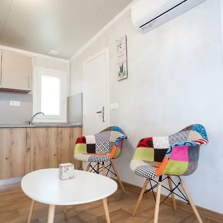 & Parque de Campismo Ouranoupoli